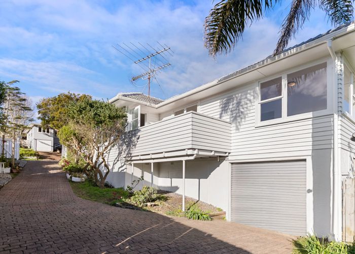  at 59 Bond Crescent, Forrest Hill, North Shore City, Auckland