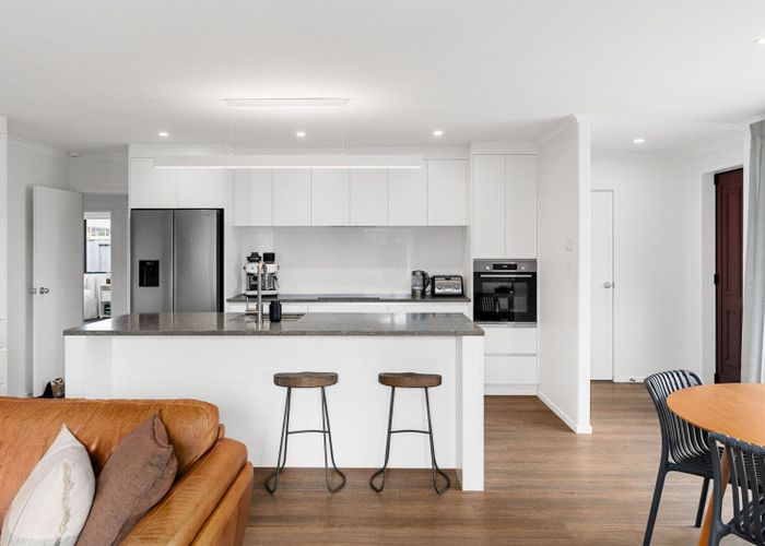  at 8 Parkside Drive, Huntington, Hamilton, Waikato