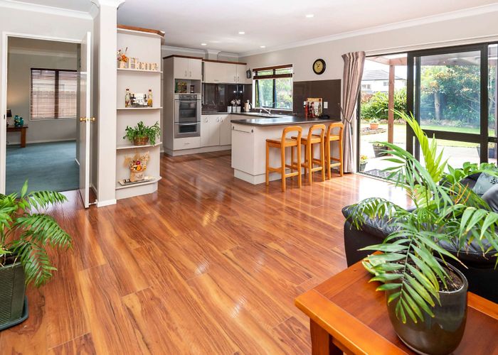  at 13 Caltra Place, Dannemora, Manukau City, Auckland