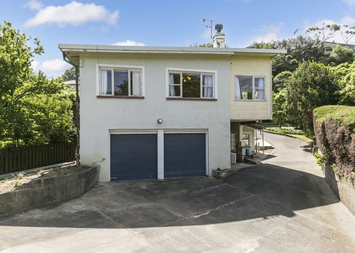  at 16 Glenside Road, Glenside, Wellington