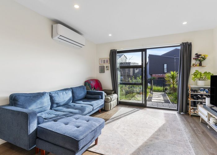  at 31 Selo Street, Glen Eden, Waitakere City, Auckland