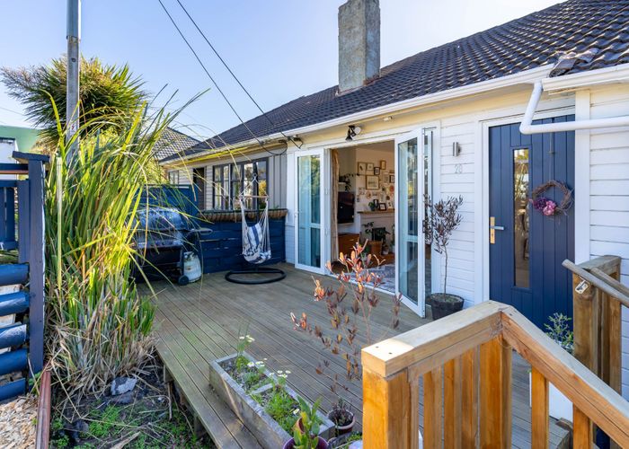  at 28 Edinburgh Street, Green Island, Dunedin