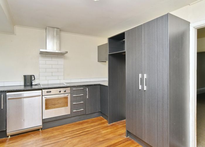  at 34 Olliviers Road, Phillipstown, Christchurch
