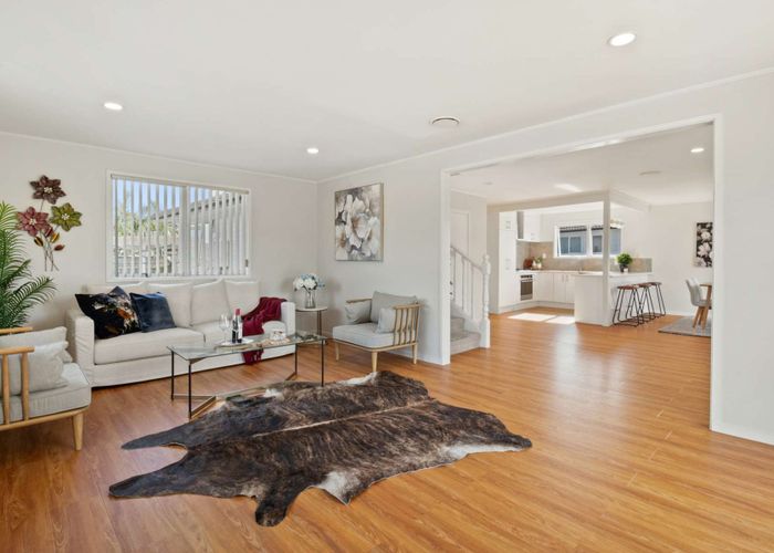  at 22 Fiesta Drive, Half Moon Bay, Manukau City, Auckland