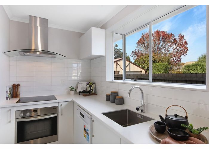  at 2/42 Edinburgh Street, Spreydon, Christchurch