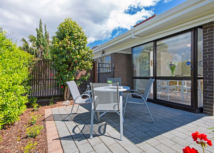  at 1/1 Arkley Avenue, Farm Cove, Auckland