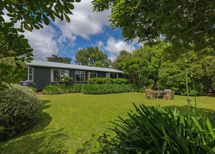  at 30 Parrs Road, Bunnythorpe, Palmerston North