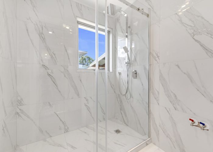  at 118 Rowandale Avenue, Manurewa, Auckland