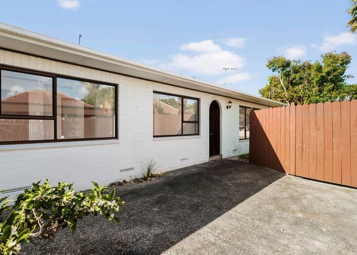  at 1348A Dominion Road, Mount Roskill, Auckland