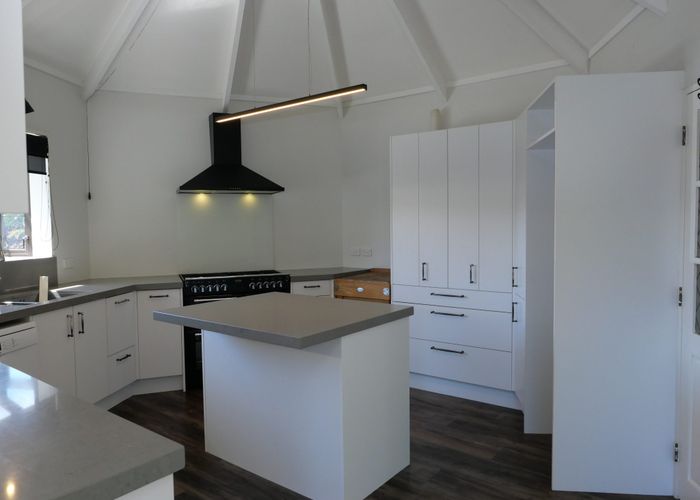  at 3 Nugget Grove, Raumati Beach, Paraparaumu