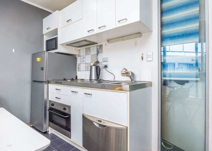  at 612/430 Queen Street, Auckland Central, Auckland