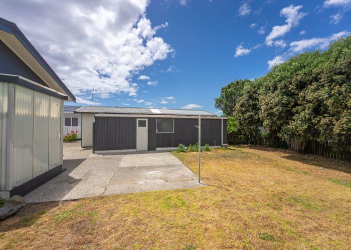  at 54 Norfolk Crescent, Otaki Beach, Otaki