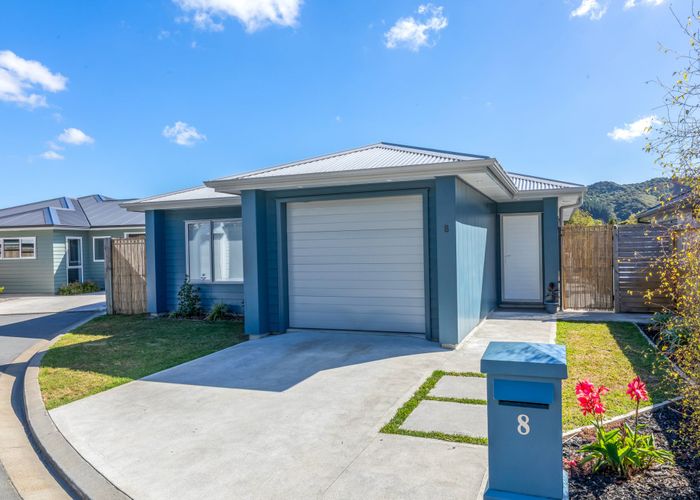  at 8 Peter Tapp Way, Wainuiomata, Lower Hutt