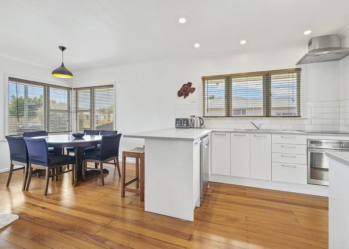  at 128 Beerescourt Road, Beerescourt, Hamilton