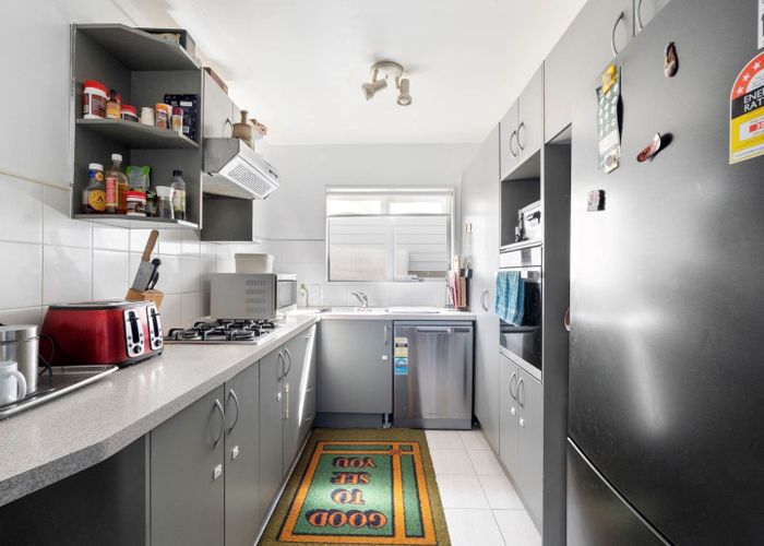  at 29/3 Hulme Place, Henderson, Waitakere City, Auckland