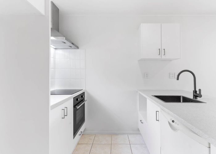  at H6/20 Ian Marwick Place, Birkenhead, North Shore City, Auckland