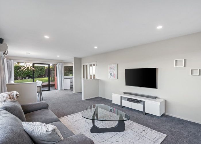  at 48 Rockview Place, Mount Pleasant, Christchurch