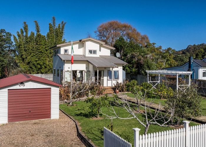  at 9 Nikau Road, Oneroa, Waiheke Island