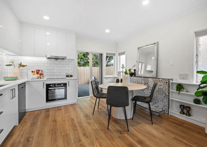  at 1/14 Taharoto Road, Takapuna, North Shore City, Auckland