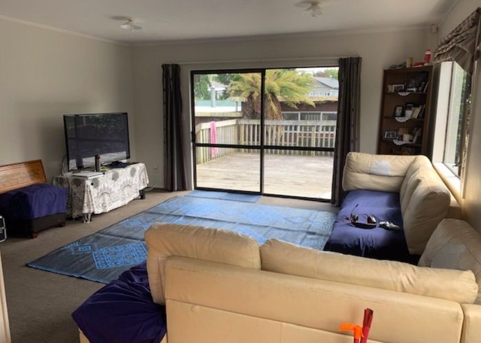  at 1/13 Earlsworth Road, Māngere East, Auckland