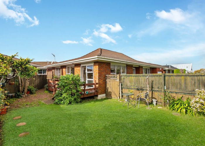  at 38 Fortunes Road, Half Moon Bay, Auckland