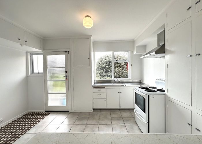 at 2/53 Hamilton Rd, Herne Bay, Auckland City, Auckland
