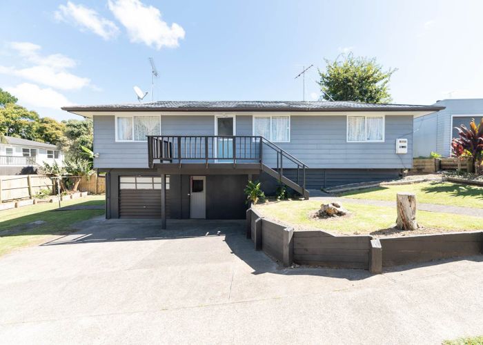 at 2/21 Lancaster Road, Beach Haven, North Shore City, Auckland
