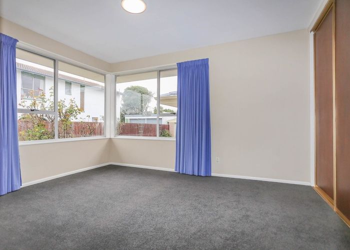  at 20 Talltree Avenue, Avonhead, Christchurch City, Canterbury