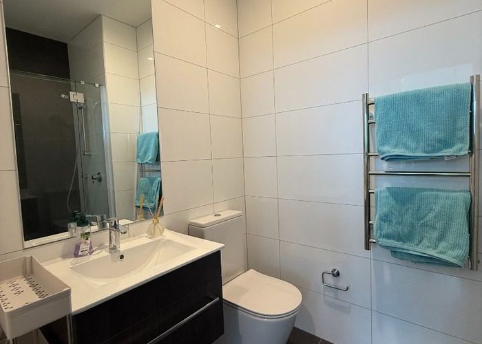  at 1402/8 Lakewood Court, Manukau, Manukau City, Auckland