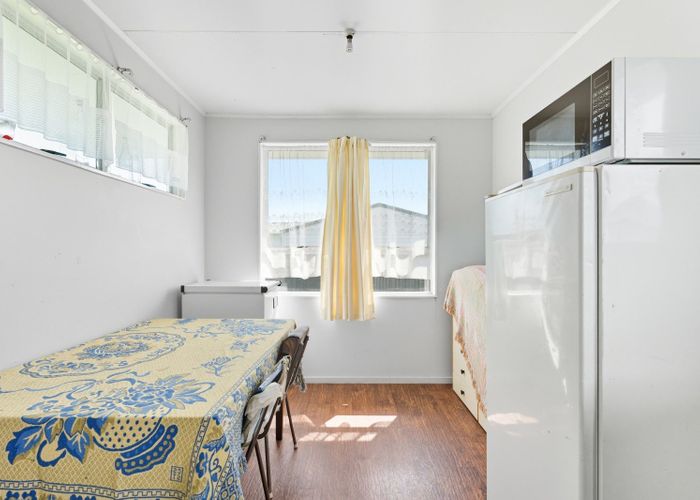  at 49 Lee Street, Castlecliff, Whanganui, Manawatu / Whanganui