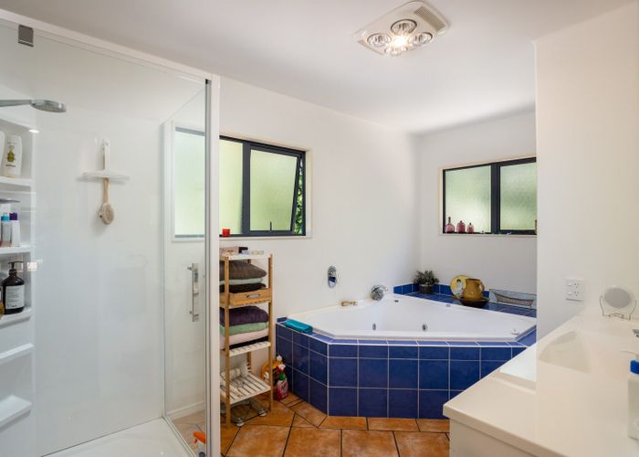  at 3 Park View, Ferndale, New Plymouth