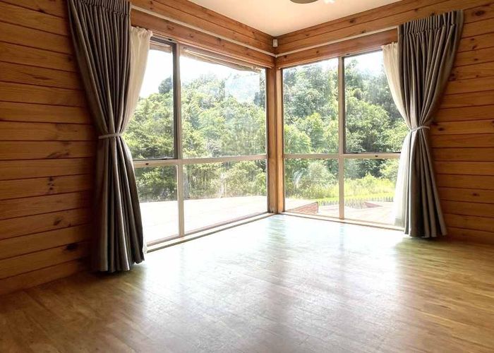  at 2/24 Dernie Edwards, Botany Downs, Manukau City, Auckland