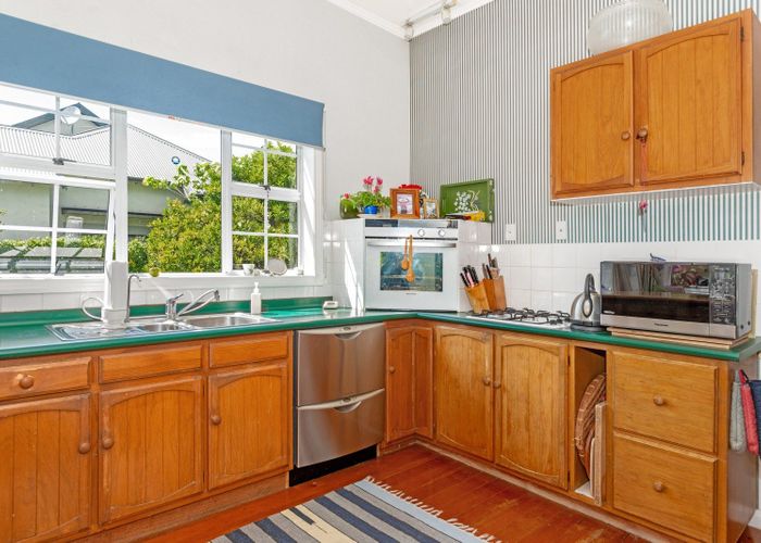  at 16 Score Road, Inner Kaiti, Gisborne
