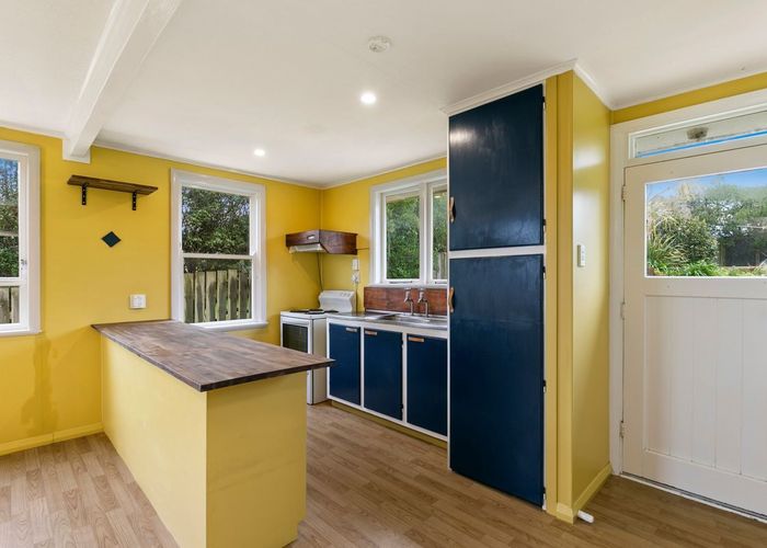  at 43 Hiwi Crescent, Titahi Bay, Porirua