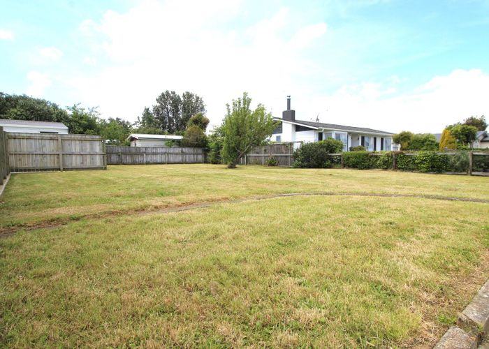  at 17 Bowen Street, Woodville, Tararua, Manawatu / Whanganui