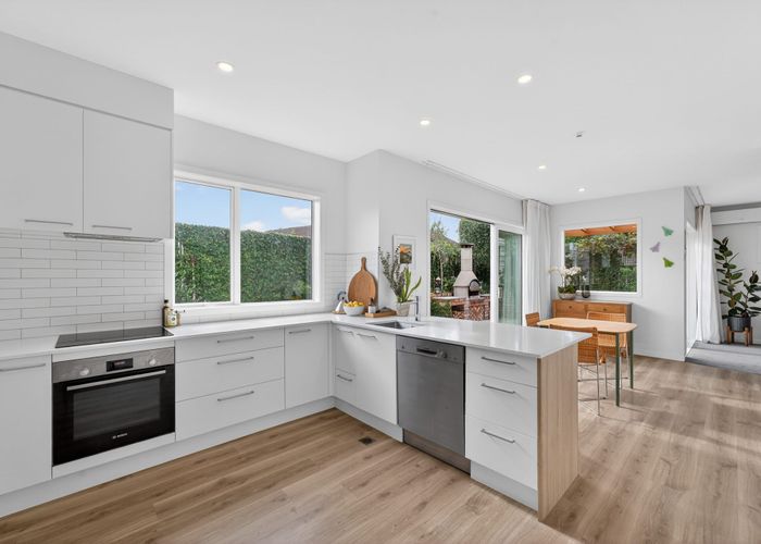  at 8/27 Dunkirk Road, Panmure, Auckland City, Auckland