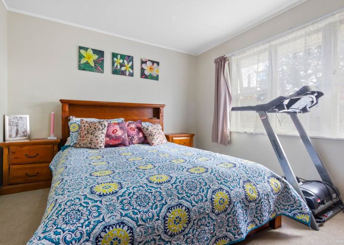  at 60 Cobham Crescent, Kelston, Auckland