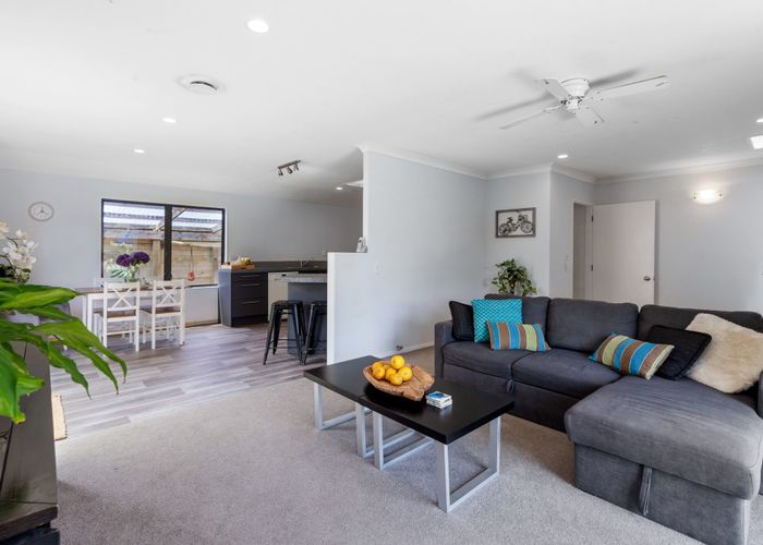  at 98 Bell Street, Judea, Tauranga
