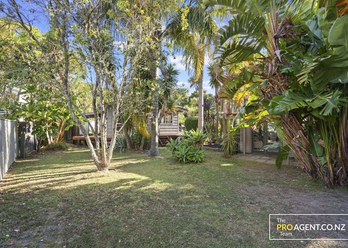  at 113 Wirihana Road, Titirangi, Auckland