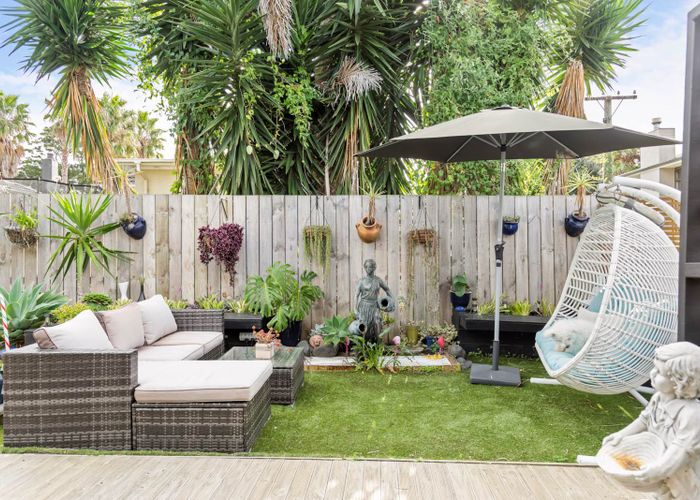  at 2/78 Ireland Road, Panmure, Auckland