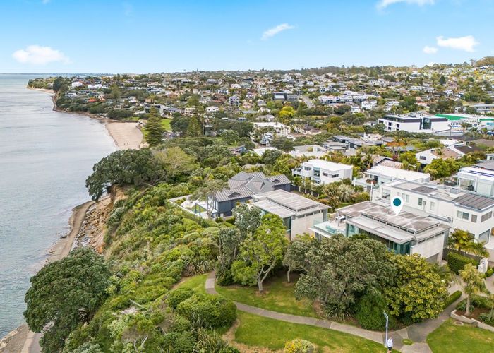  at 21 Brighton Terrace, Mairangi Bay, North Shore City, Auckland