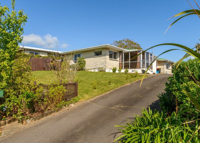  at 140 Kingswood Road, Brookfield, Tauranga
