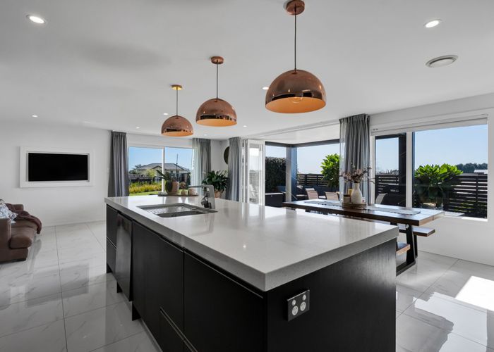  at 4 Vardon Way, Waiwhakaiho, New Plymouth, Taranaki