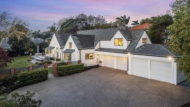  at 22 Santa Cruz Drive, Shamrock Park, Auckland
