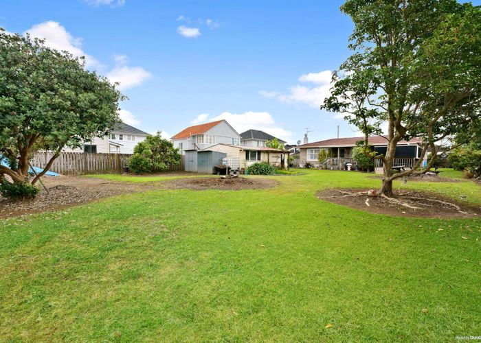  at 21 Cheviot Street, Mangere East, Auckland