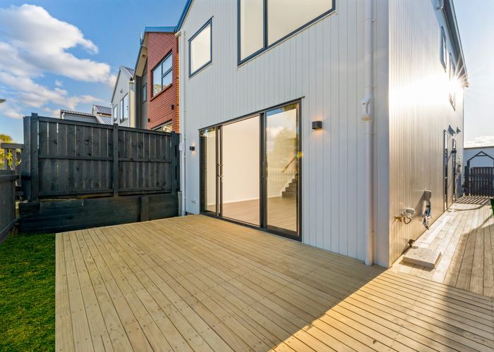  at 51 Puhikawa Street, Massey, Waitakere City, Auckland