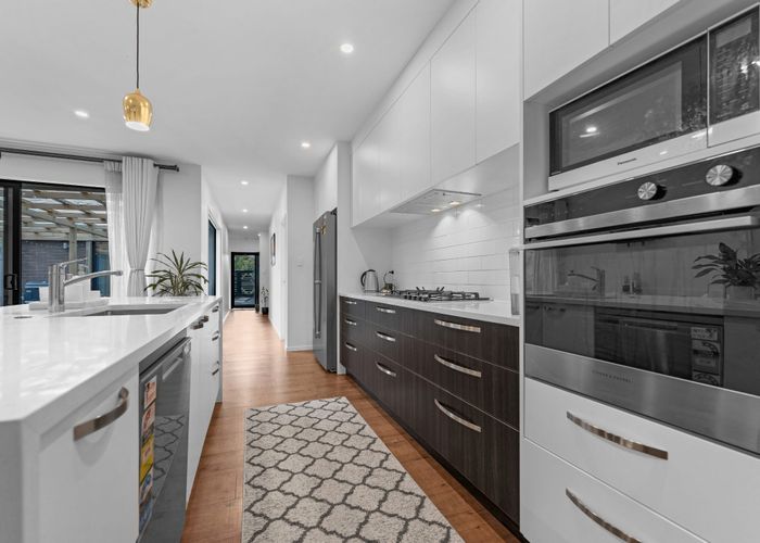  at 1B McQuoids Road, Flat Bush, Manukau City, Auckland