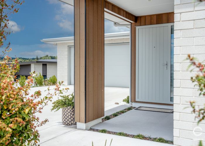  at 7 Manotini Way, Pyes Pa, Tauranga