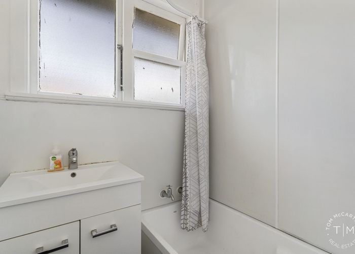  at 1/59 Swaffield Road, Papatoetoe, Manukau City, Auckland