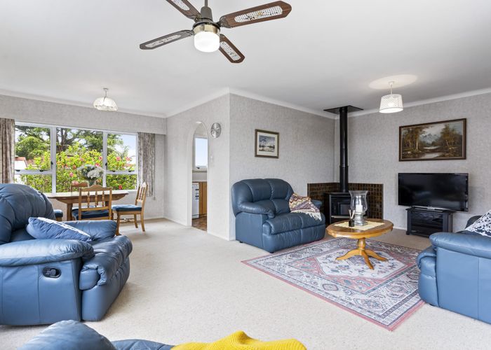  at 10 Tomlinson Street, Hillpark, Auckland